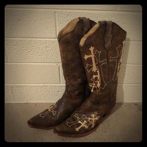 Like new Circle G cowboy boots